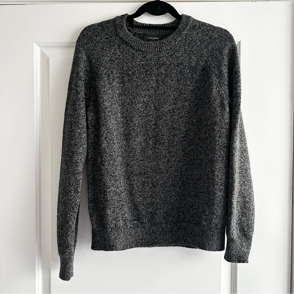 Banana Republic Factory Charcoal Knit Pullover Sweater